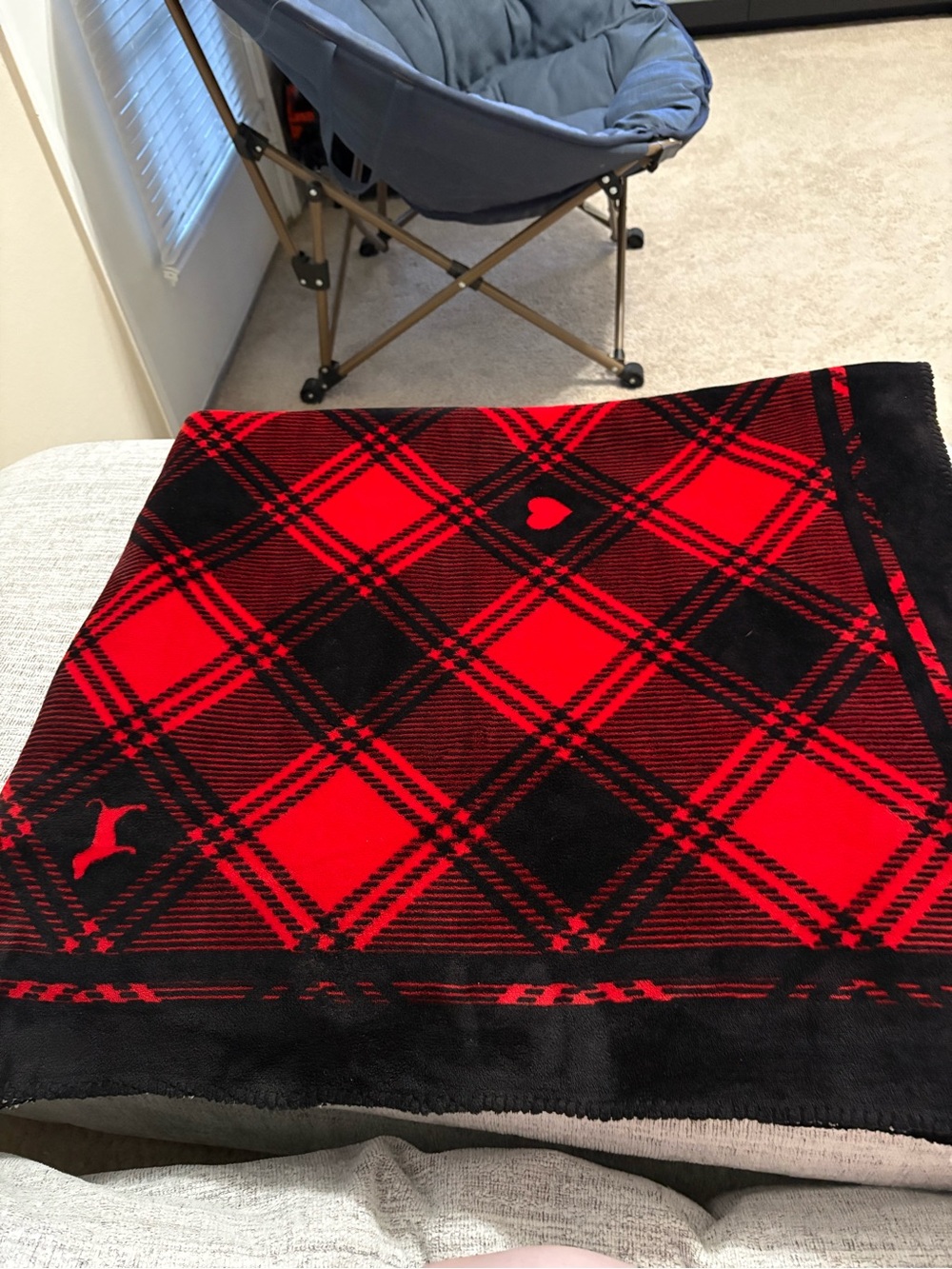 PINK Victoria's Secret Red and Black Plaid Throw Blanket